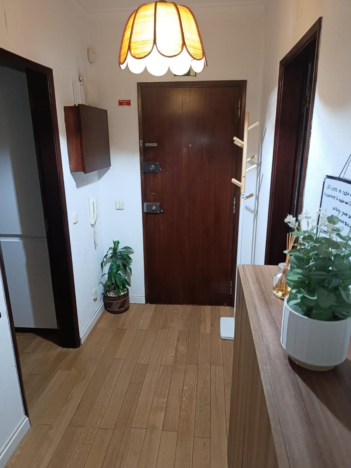 Caparica Apartment Near Beach コスタ・ダ・カパリカ エクステリア 写真